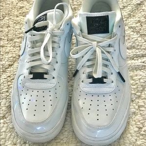 Nike Air Force 1 tennis shoes